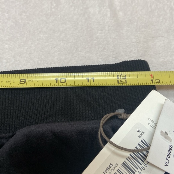 THREE DOTS NWT Size M Velour Look Black Joggers - Picture 4 of 10